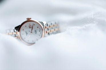 Bộ sưu tập đồng hồ Thụy Sỹ lịch lãm Tissot Le Locle phiên bản mới với kim cương