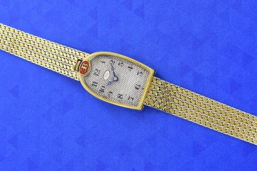 Đồng hồ Mido thuộc sở hữu của Ettore Bugatti có giá 272.800 Euro.